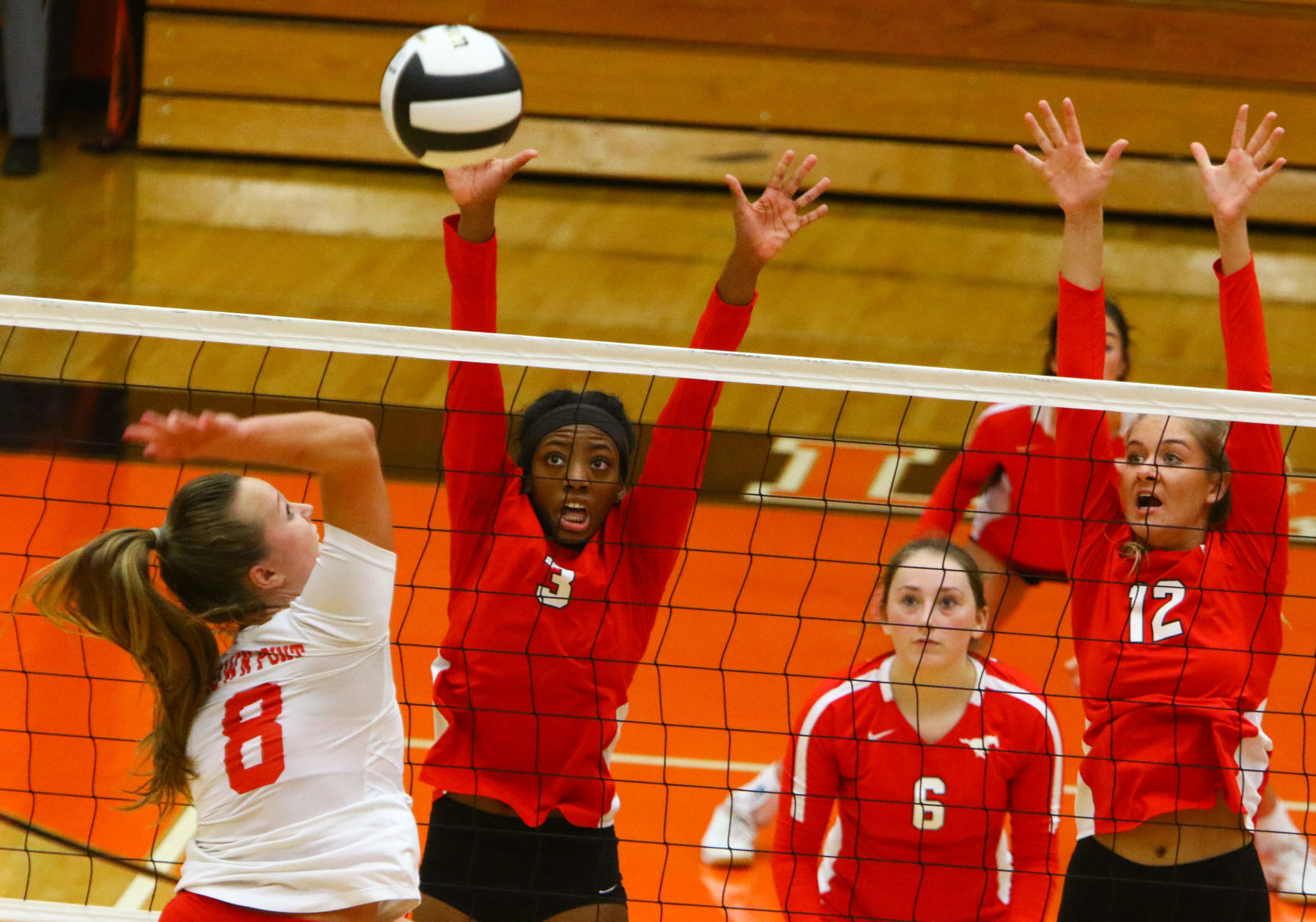 4A volleyball regional final: Crown Point vs. Munster